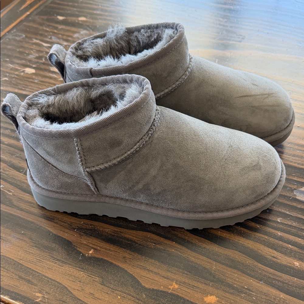 Cozy Gray Kids Boots